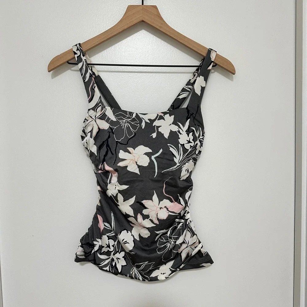 ATHLETA | NWT Gray Pink Aqualuxe Wildflower Floral Built-in-Bra Swim Tank, 32B/C